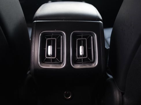 Used 2024 Kia Sorento S w/ Panoramic Sunroof Package FWD image 13