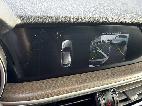 Used 2018 Alfa Romeo Stelvio Ti AWD/4WD image 19