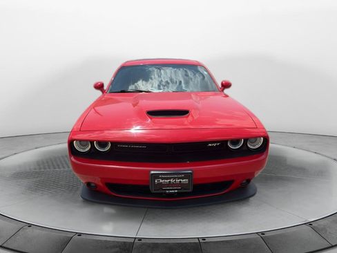Used 2016 Dodge Challenger SRT w/ Technology Group RWD image 2
