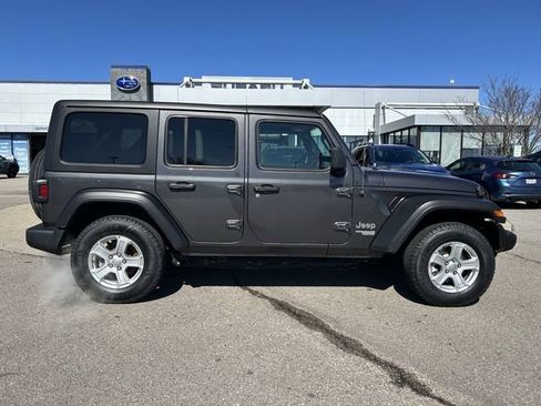 Used 2020 Jeep Wrangler Unlimited Sport S AWD/4WD image 8