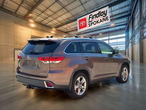 Used 2018 Toyota Highlander Limited AWD/4WD image 4