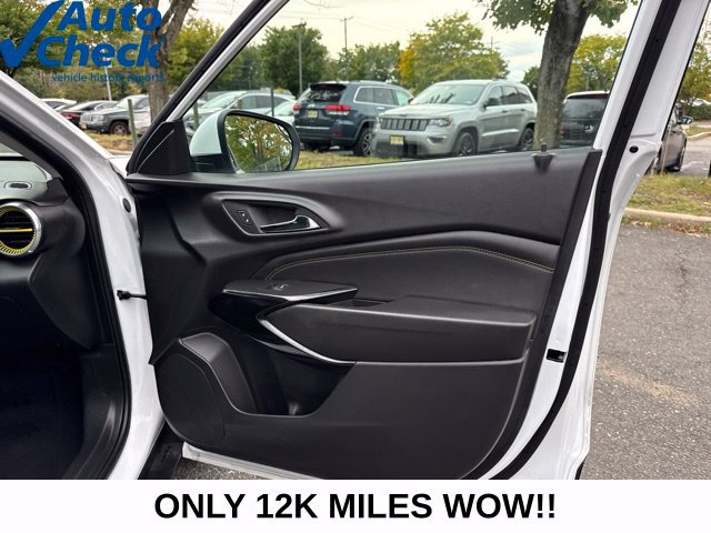 Used 2026 Chevrolet Trax LT FWD image 27