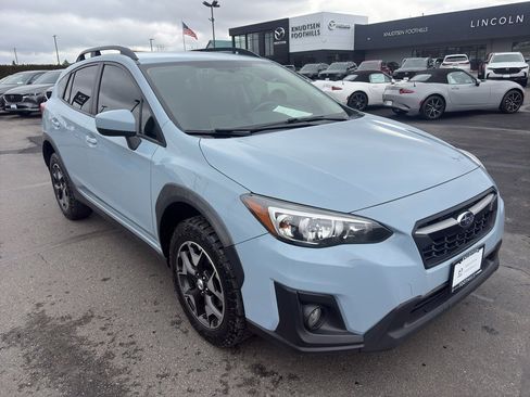 Used 2018 Subaru Crosstrek 2.0i Premium w/ Eyesight System image 1