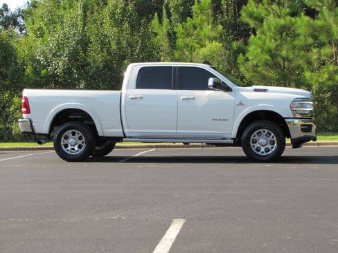 Used 2022 RAM 2500 Laramie AWD/4WD image 4