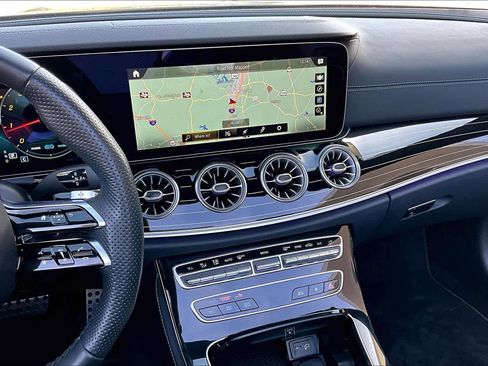 Used 2023 Mercedes-Benz E 450 Cabriolet image 6