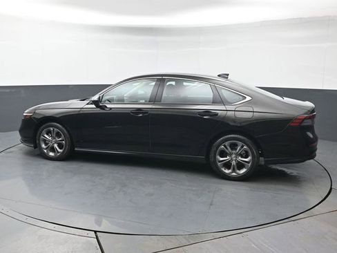 Used 2024 Honda Accord EX image 3