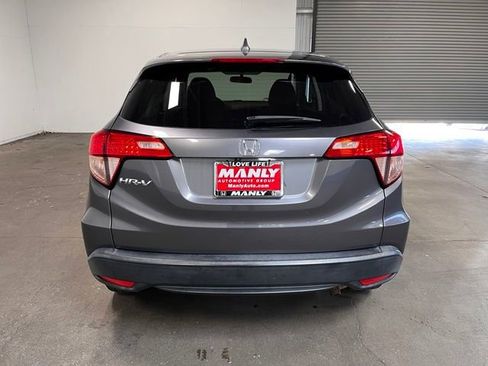 Used 2016 Honda HR-V EX image 4