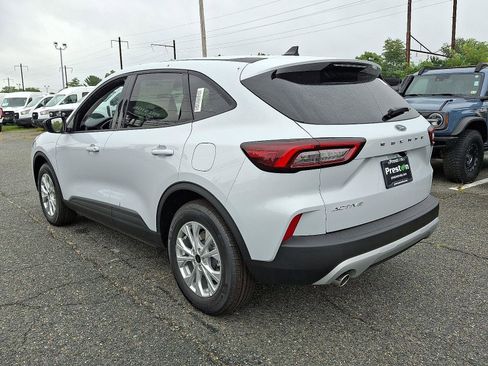 New 2025 Ford Escape Active image 4