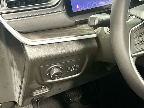 New 2026 Jeep Grand Cherokee Limited w/ Limited Altitude Package AWD/4WD image 10