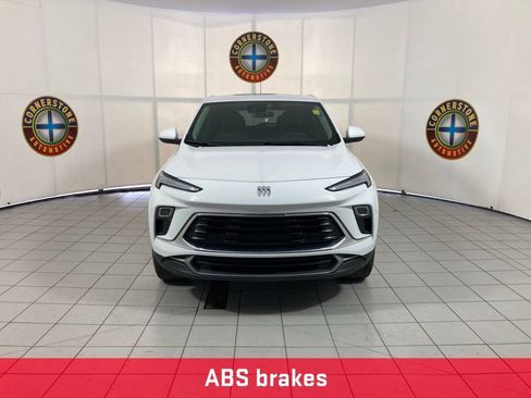 Used 2025 Buick Encore GX Preferred AWD/4WD image 16