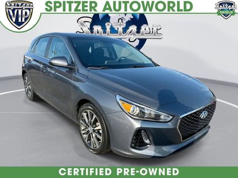 Used 2018 Hyundai Elantra GT image 1