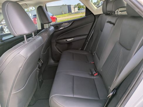 Used 2022 Lexus NX 350 AWD image 12