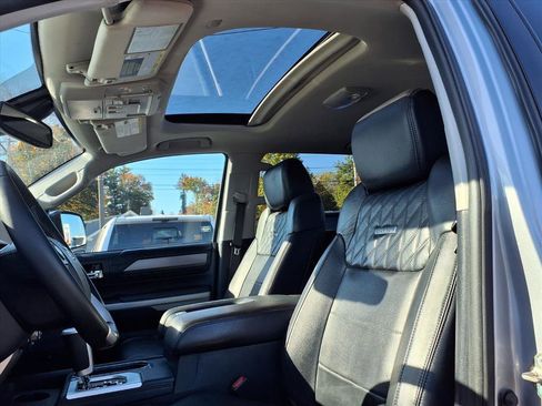 Used 2020 Toyota Tundra Platinum image 7