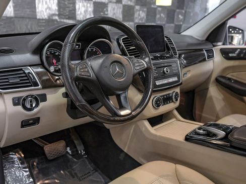 Used 2018 Mercedes-Benz GLE 350 image 3