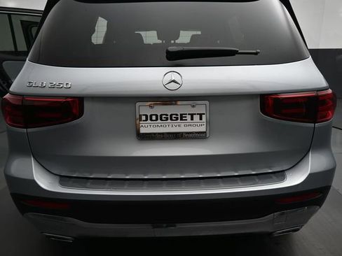 New 2026 Mercedes-Benz GLB 250 image 25