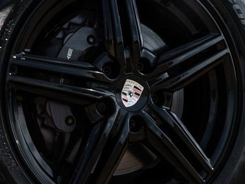 Used 2012 Porsche Cayenne image 3