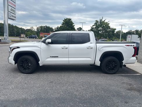 Used 2023 Toyota Tundra SR5 w/ TRD Off-Road Premium Package AWD/4WD image 4