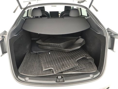 Used 2023 Tesla Model Y Long Range image 29