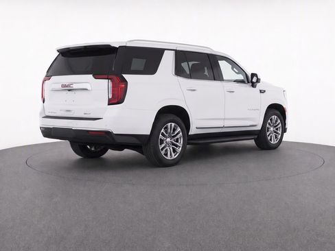 Used 2024 GMC Yukon SLT w/ Max Trailering Package AWD/4WD image 7