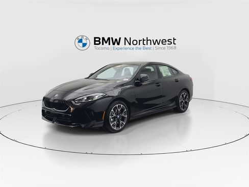 Used 2026 BMW 228i xDrive w/ Technology Package image 9