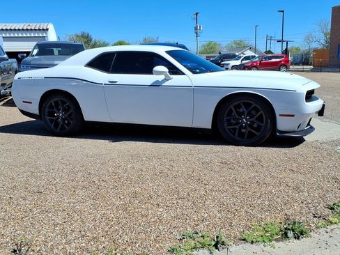 Used 2022 Dodge Challenger GT w/ Blacktop Package image 5