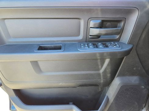 New 2026 RAM 2500 Tradesman AWD/4WD image 9