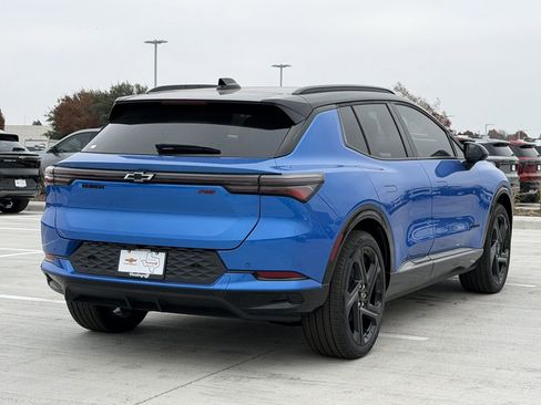 New 2026 Chevrolet Equinox EV RS FWD image 4