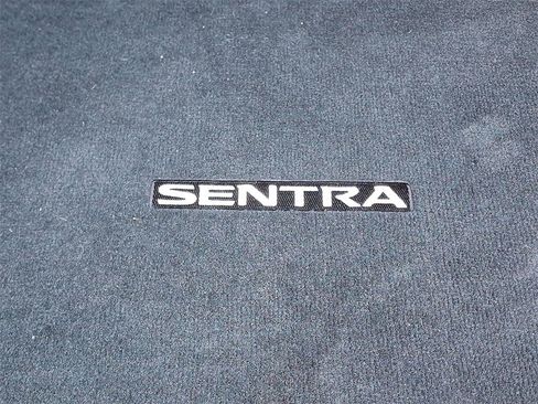 Used 2022 Nissan Sentra SV image 29