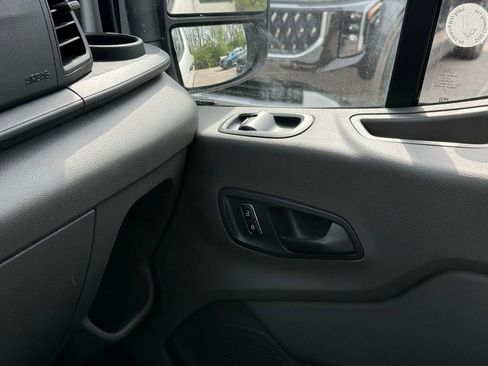 Used 2023 Ford Transit 350 XLT RWD image 33