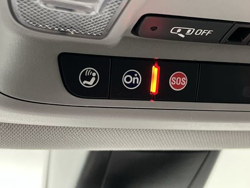 Certified 2022 GMC Acadia SLE AWD/4WD image 24