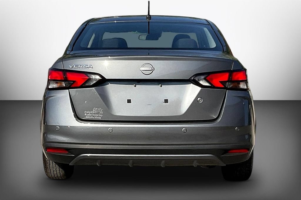 Used 2025 Nissan Versa S FWD image 5