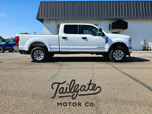 Used 2022 Ford F250 XLT w/ XLT Value Package AWD/4WD image 1