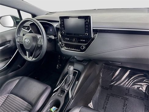 Certified 2020 Toyota Corolla XSE image 28