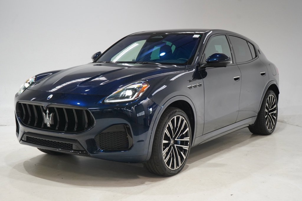 Used 2023 Maserati Grecale Modena AWD/4WD image 3
