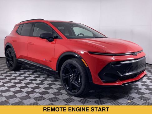 Certified 2024 Chevrolet Equinox EV RS AWD/4WD image 18