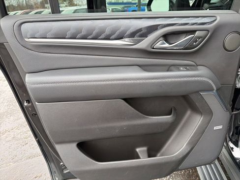 Certified 2022 GMC Yukon XL Denali w/ Denali Premium Package image 23