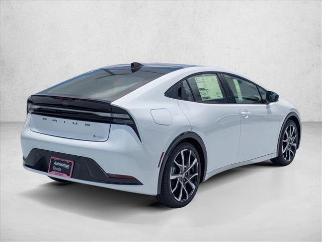 New 2026 Toyota Prius Plug-In Hybrid FWD image 2