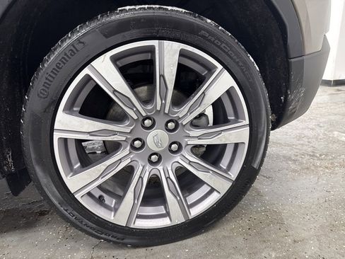 Used 2020 Cadillac XT4 Premium Luxury w/ Cold Weather Package image 5