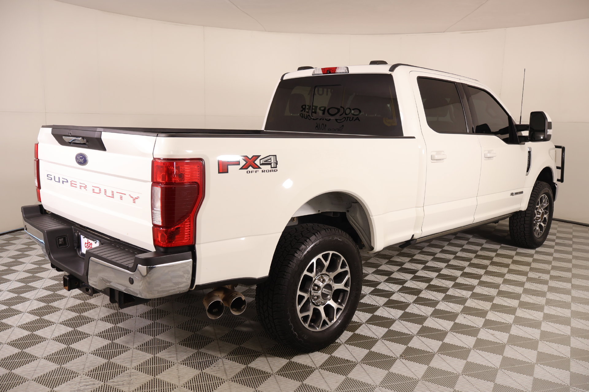 Used 2022 Ford F250 Lariat w/ Lariat Value Package AWD/4WD image 22