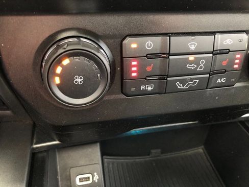 Used 2019 Ford F150 XLT w/ Equipment Group 302A Luxury image 8