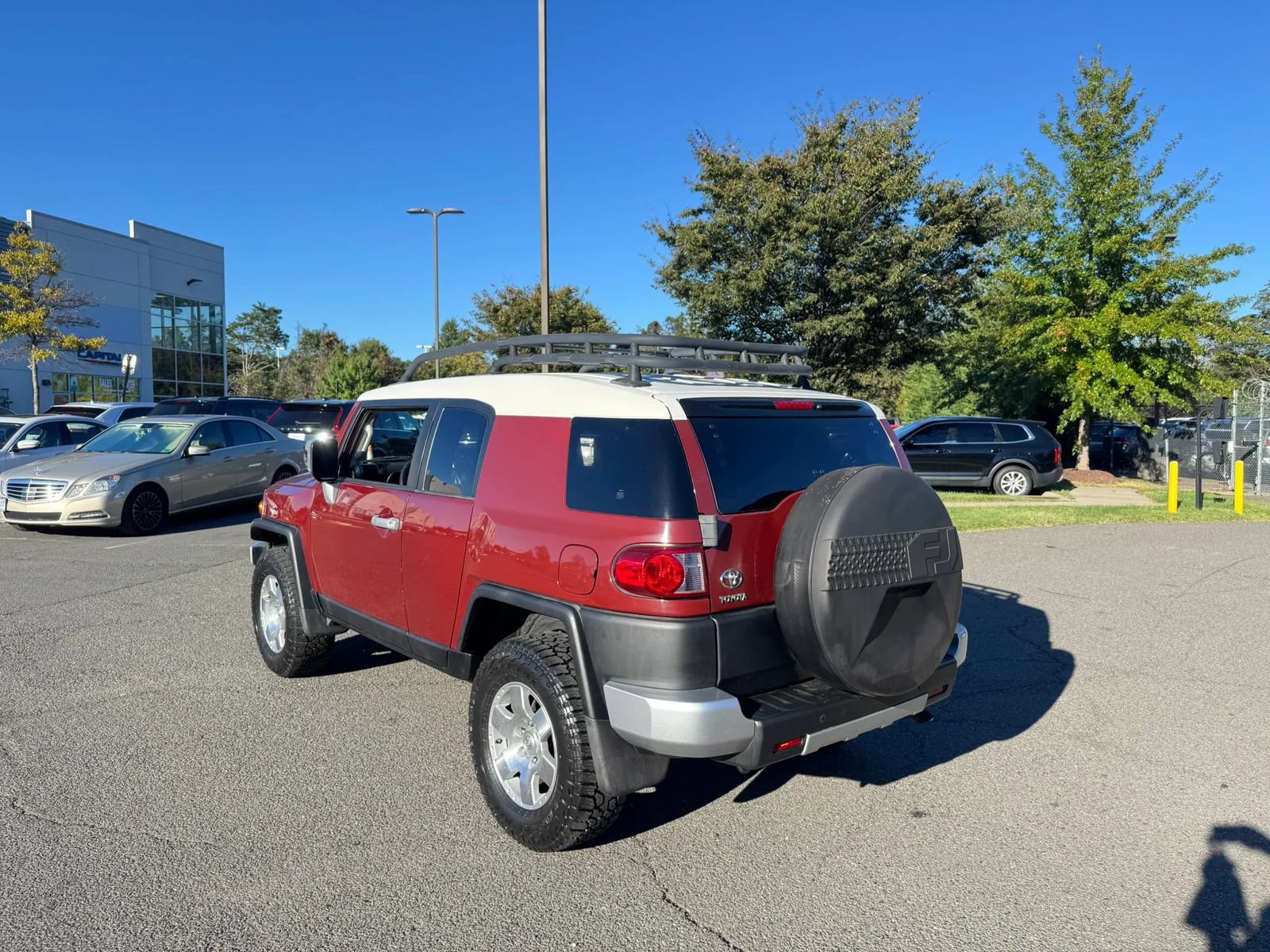 Used 2010 Toyota FJ Cruiser 4WD w/ Upgrade Pkg 2 image 8