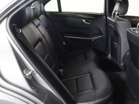 Used 2014 Mercedes-Benz E 350 4MATIC Sedan w/ Premium 1 Package image 29