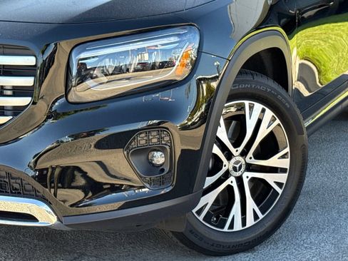 Used 2026 Mercedes-Benz GLB 250 image 3