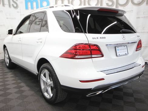 Used 2019 Mercedes-Benz GLE 400 4MATIC image 4