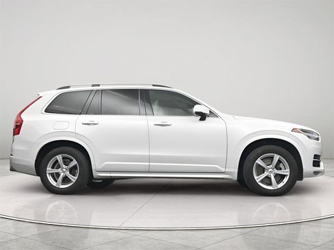 Used 2019 Volvo XC90 T5 Momentum image 26