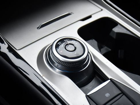 Used 2023 Ford Explorer ST-Line image 34