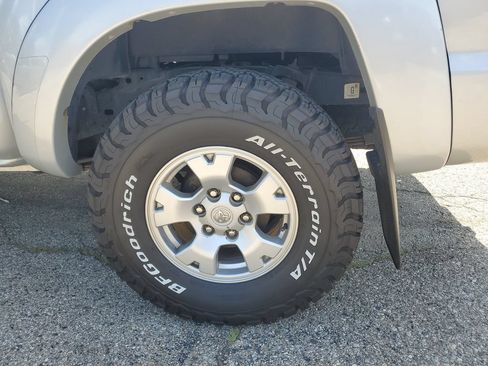 Used 2005 Toyota Tacoma 4x4 Double Cab w/ TRD Off-Road Pkg #2 image 18
