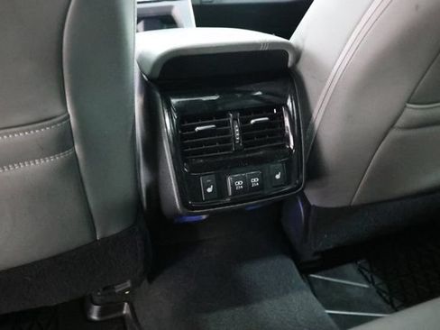 Used 2019 Toyota Avalon Touring w/ Advanced Safety Package FWD image 32