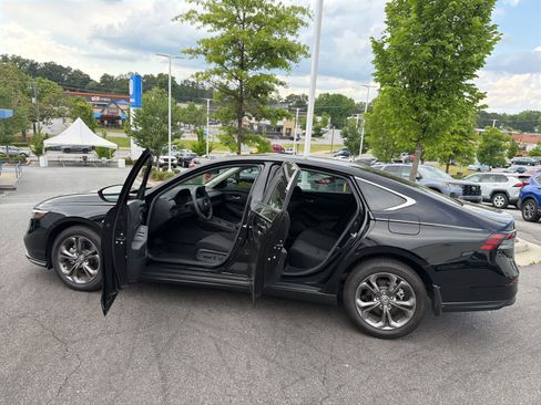 Used 2024 Honda Accord EX image 20