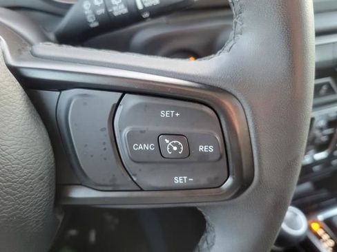 Used 2023 Jeep Wrangler Sport S image 29